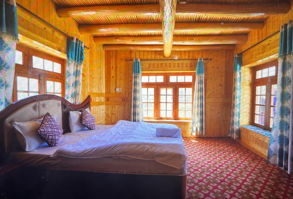 Guru View Home Stay Padam Kültér fotó