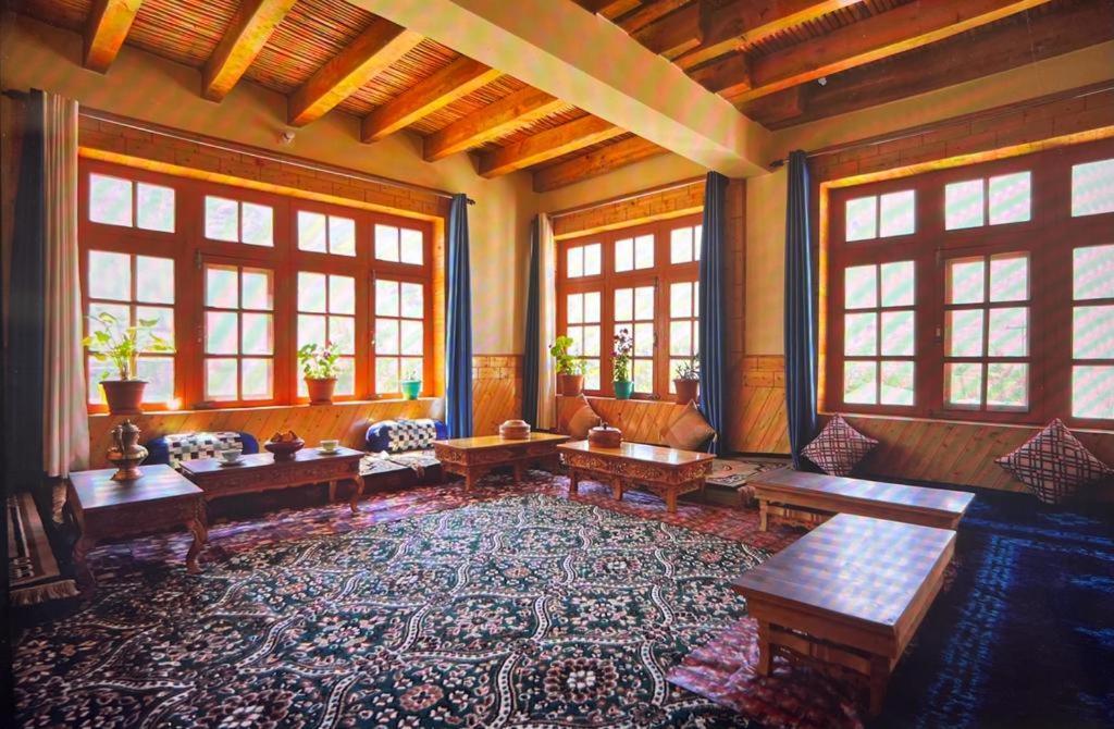 Guru View Home Stay Padam Kültér fotó